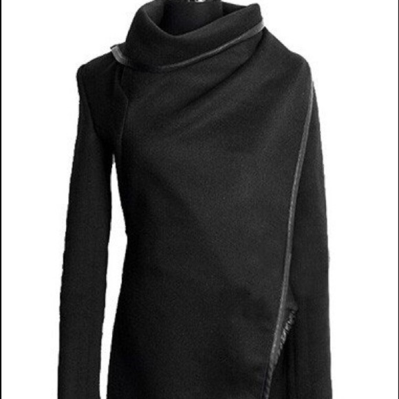 Black coat Jacket - Picture 2 of 5